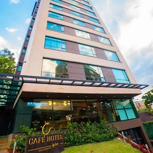 Cafe 4* Medellín